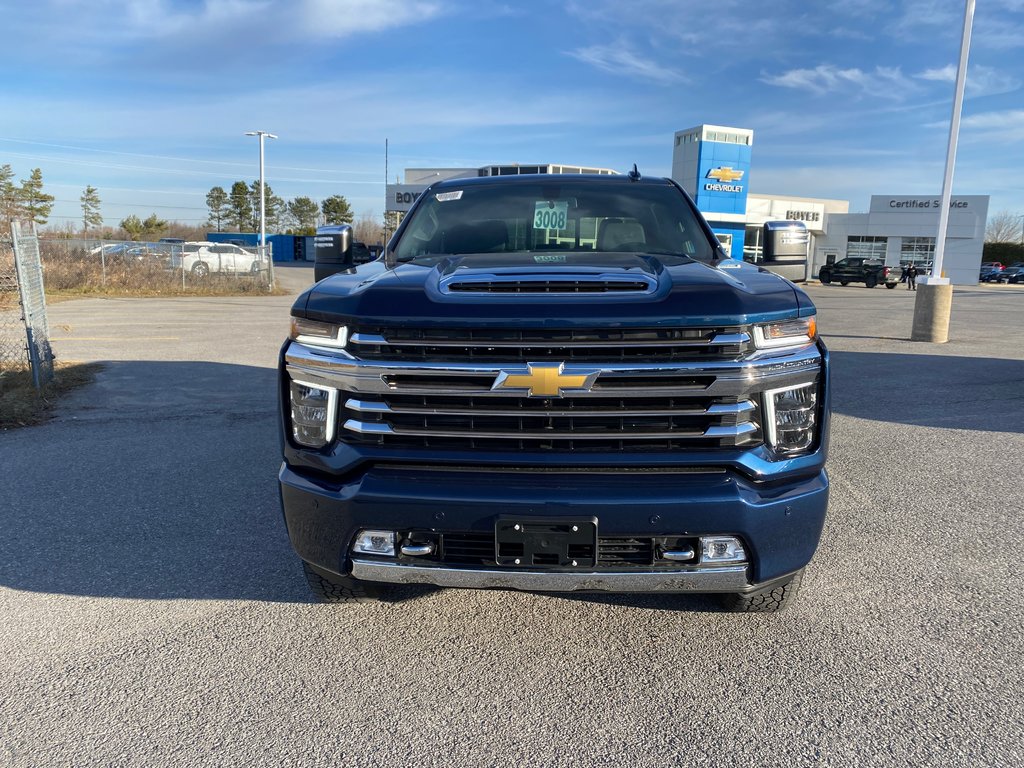 2023 Chevrolet Silverado 2500 in Pickering, Ontario - 5 - w1024h768px