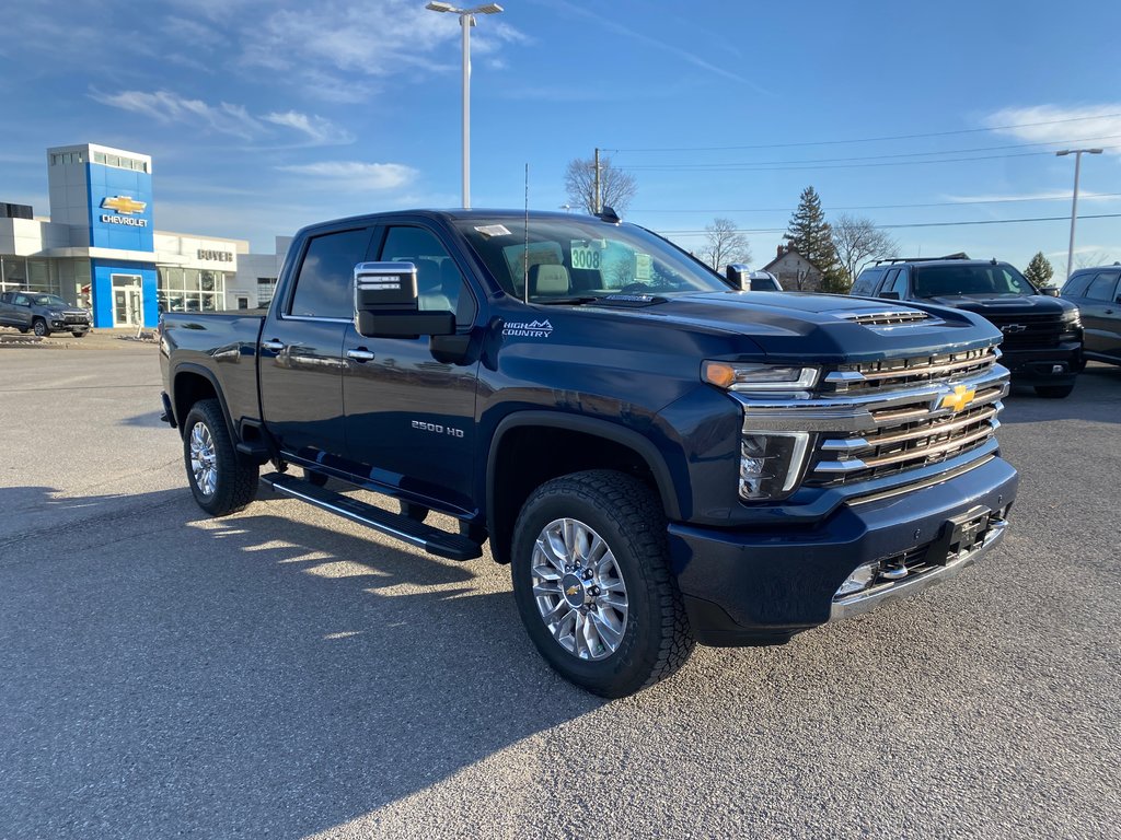 2023 Chevrolet Silverado 2500 in Pickering, Ontario - 3 - w1024h768px