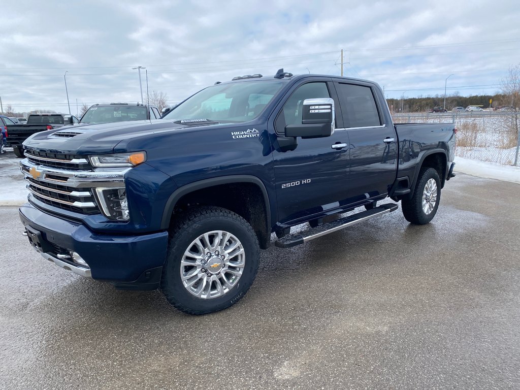 2023 Chevrolet Silverado 2500 in Pickering, Ontario - 1 - w1024h768px