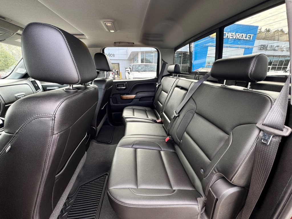 2019 Chevrolet Silverado 2500HD in Bancroft, Ontario - 29 - w1024h768px