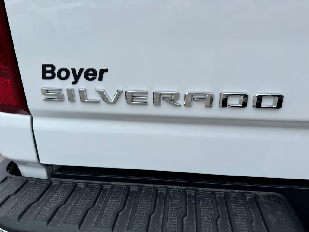 2024 Chevrolet Silverado 3500 HD in Pickering, Ontario - 35 - w1024h768px
