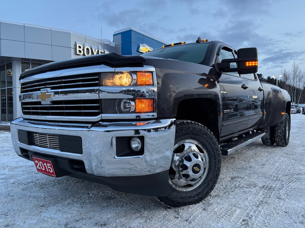 2015 Chevrolet SILVERADO 3500HD BUILT AFTER AUG 14 in Bancroft, Ontario - 1 - w1024h768px