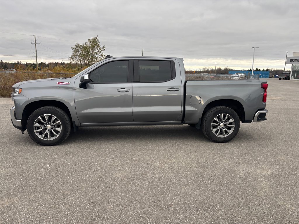 2021 Chevrolet Silverado in Lindsay, Ontario - 5 - w1024h768px