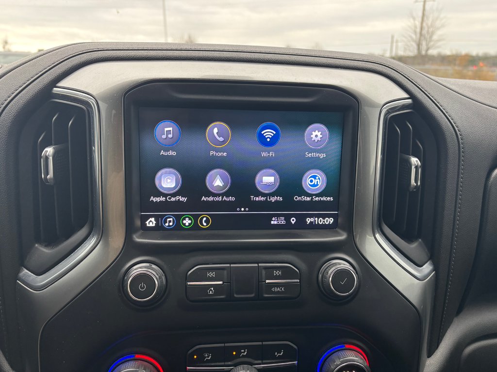 2021 Chevrolet Silverado in Lindsay, Ontario - 14 - w1024h768px