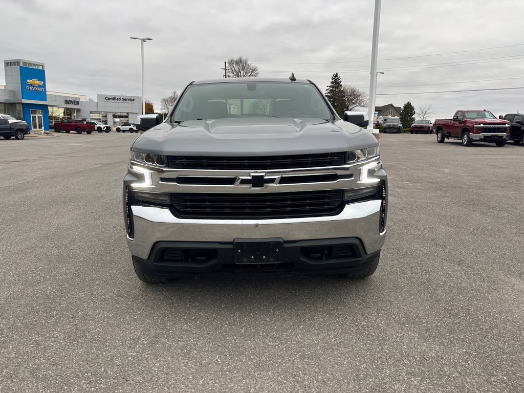 2021 Chevrolet Silverado in Lindsay, Ontario - 2 - w1024h768px