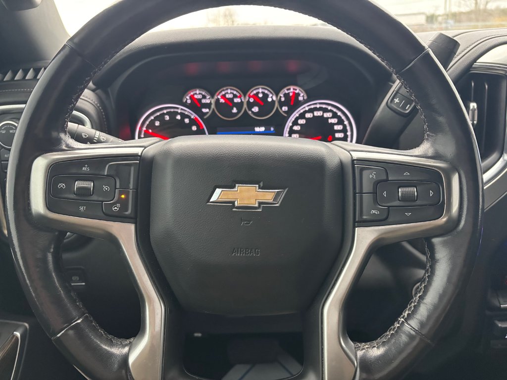 2021 Chevrolet Silverado in Lindsay, Ontario - 16 - w1024h768px