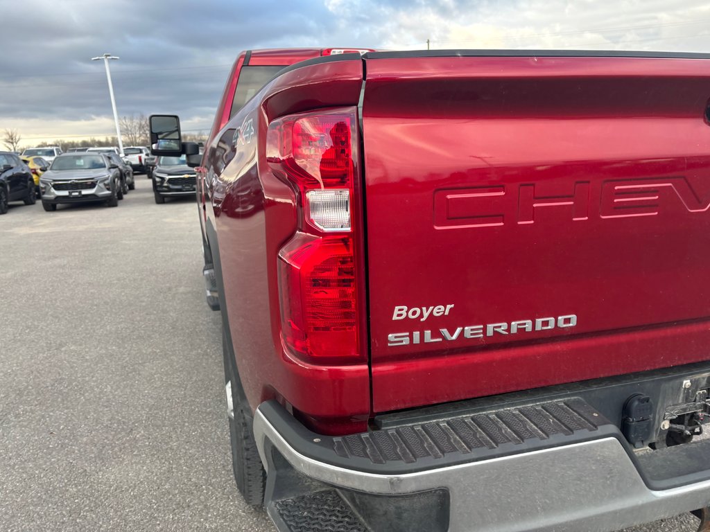 2022 Chevrolet Silverado in Lindsay, Ontario - 6 - w1024h768px