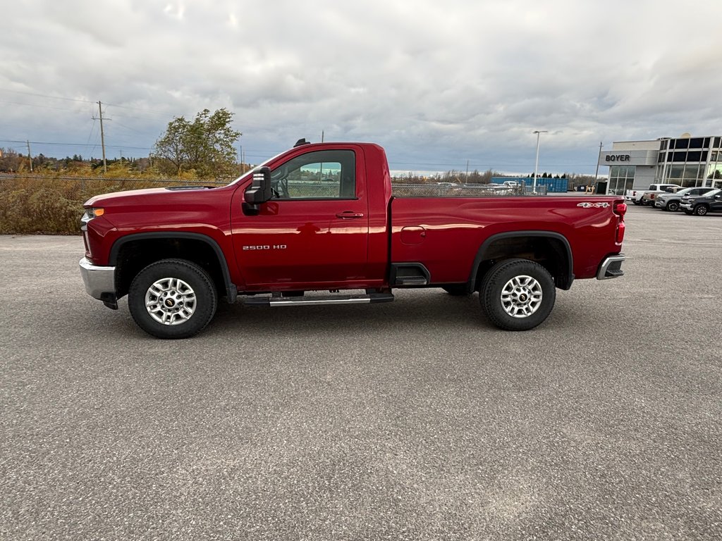 2022 Chevrolet Silverado in Lindsay, Ontario - 5 - w1024h768px