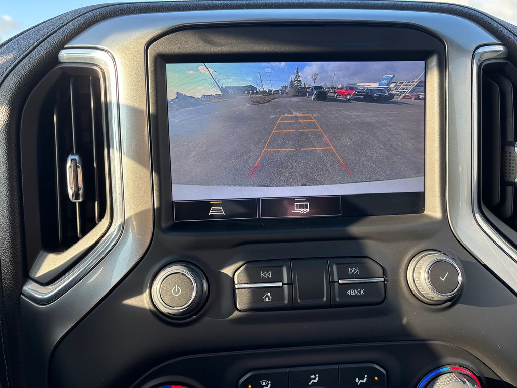 2022 Chevrolet Silverado in Lindsay, Ontario - 13 - w1024h768px