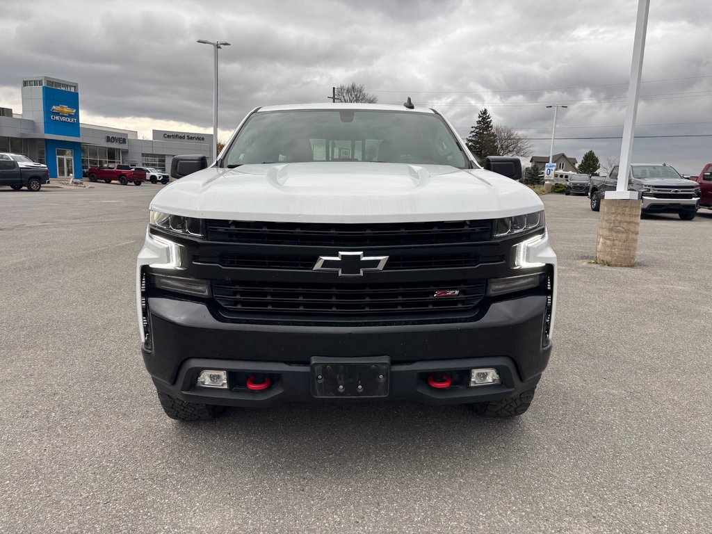 2022 Chevrolet Silverado in Lindsay, Ontario - 2 - w1024h768px