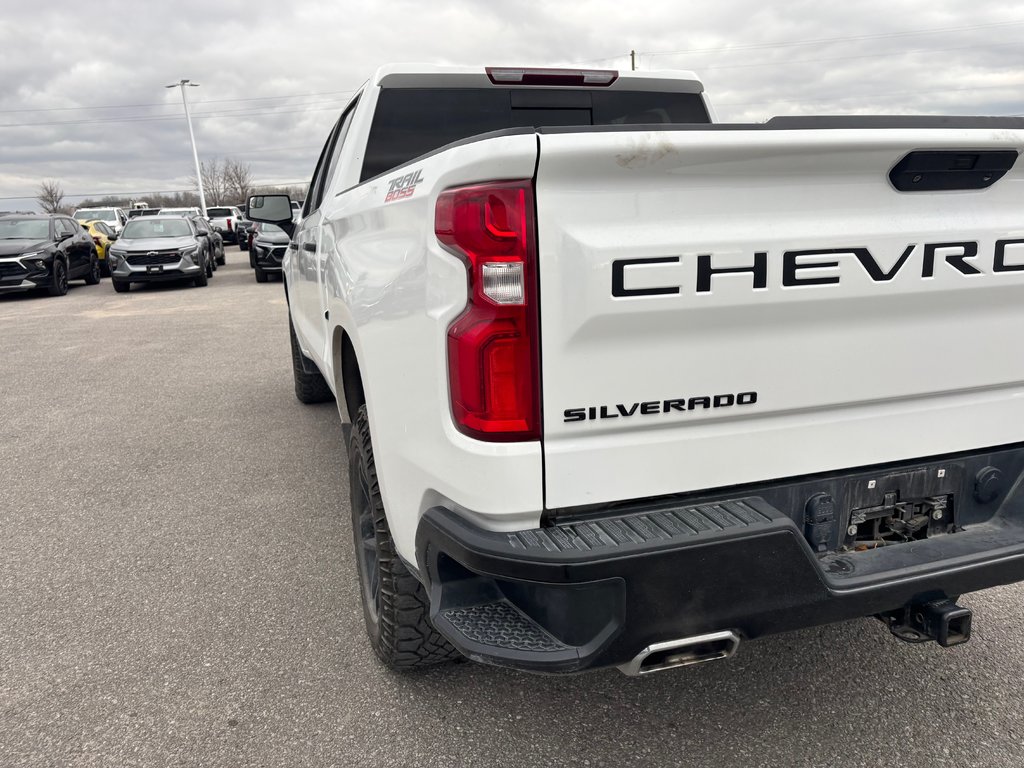 2022 Chevrolet Silverado in Lindsay, Ontario - 6 - w1024h768px