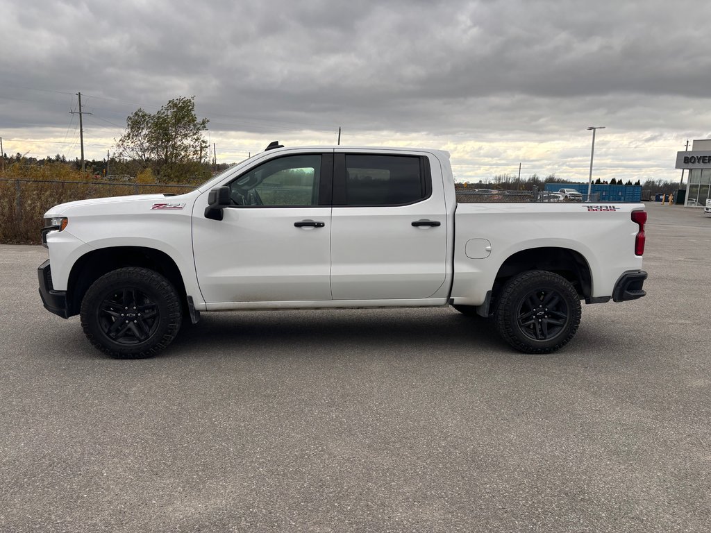 2022 Chevrolet Silverado in Lindsay, Ontario - 5 - w1024h768px