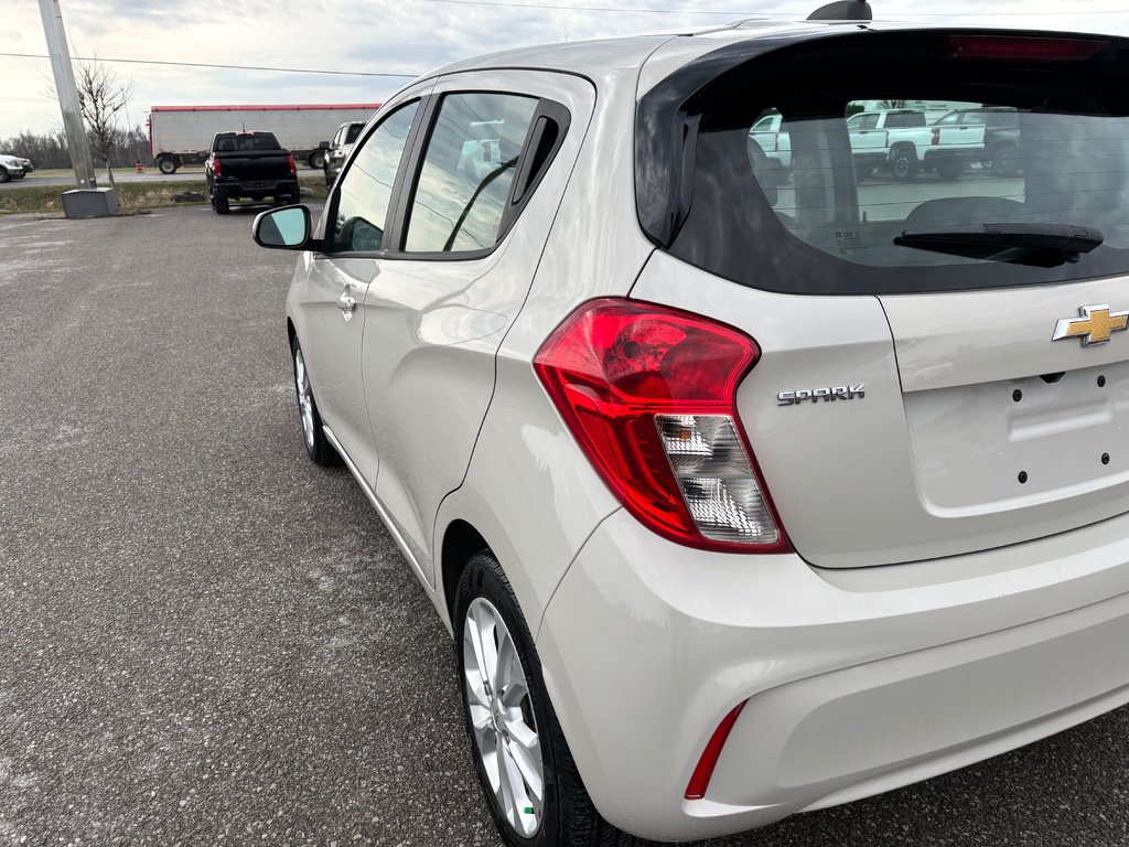 2021 Chevrolet Spark in Lindsay, Ontario - 6 - w1024h768px