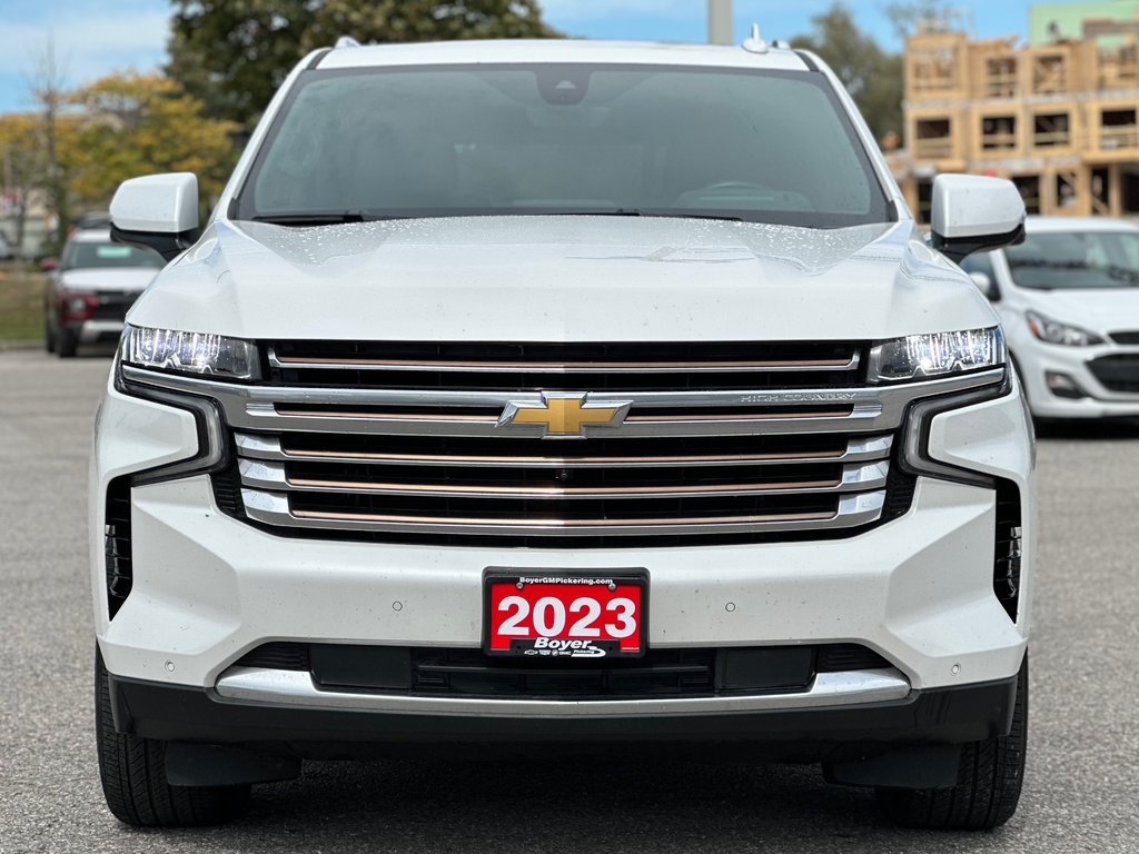 2022 Chevrolet Suburban in Pickering, Ontario - 5 - w1024h768px