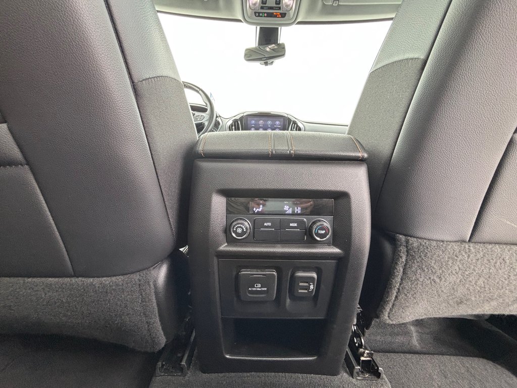 2021 Chevrolet Traverse in Lindsay, Ontario - 24 - w1024h768px