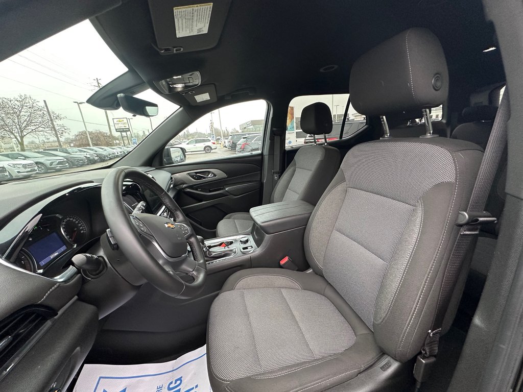 2023 Chevrolet Traverse in Pickering, Ontario - 10 - w1024h768px