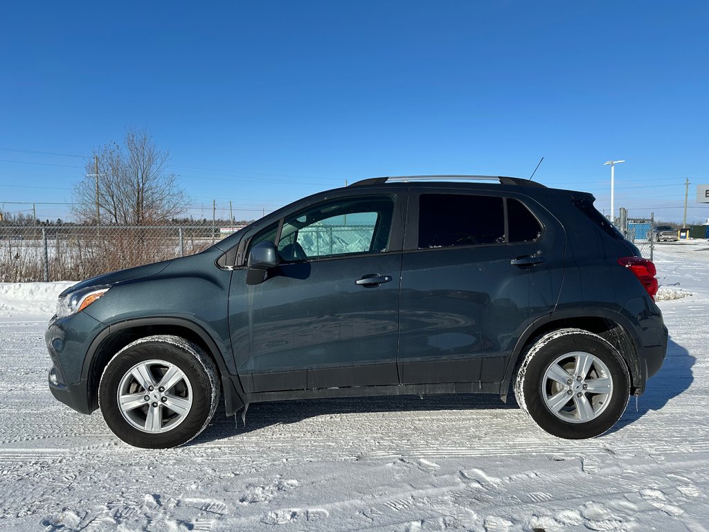 2022 Chevrolet Trax in Lindsay, Ontario - 2 - w1024h768px