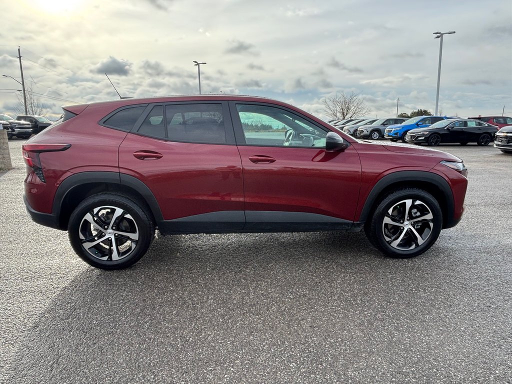 2024 Chevrolet Trax in Lindsay, Ontario - 9 - w1024h768px