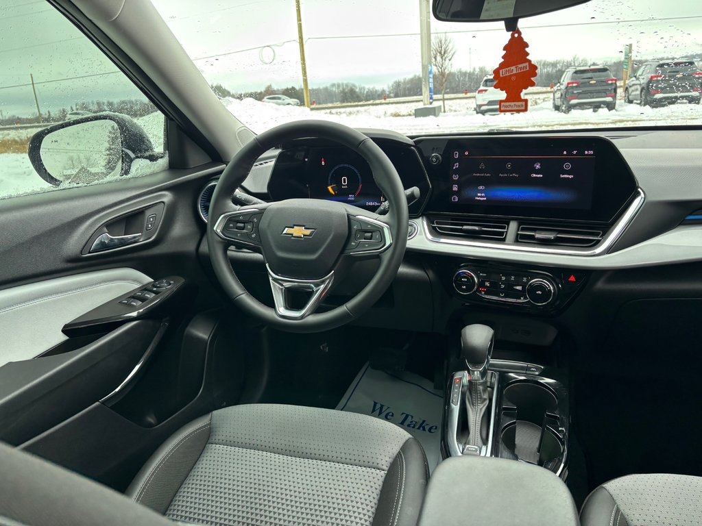 2024 Chevrolet Trax in Lindsay, Ontario - 10 - w1024h768px