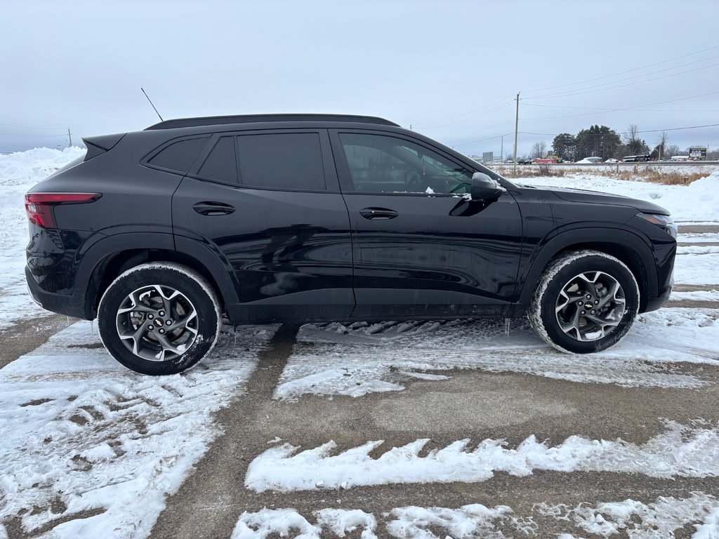 2024 Chevrolet Trax in Lindsay, Ontario - 9 - w1024h768px