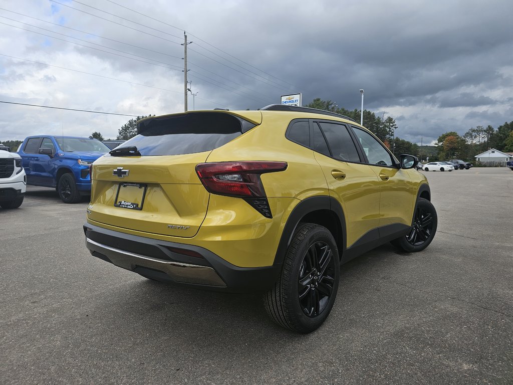 2025 Chevrolet Trax in Pickering, Ontario - 4 - w1024h768px