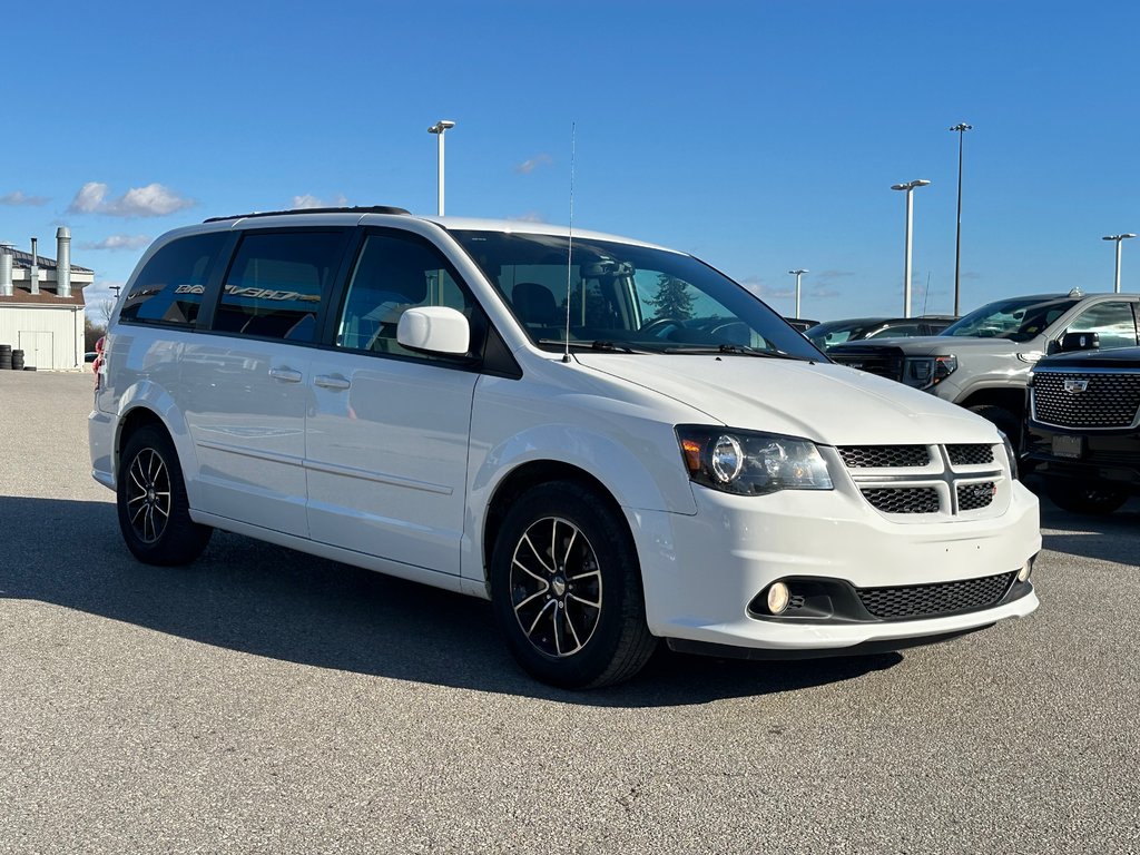 2017 Dodge Grand Caravan in Pickering, Ontario - 7 - w1024h768px