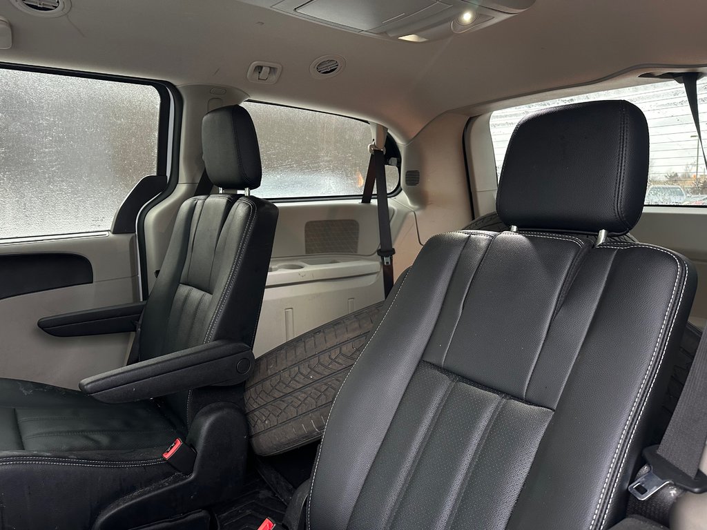 2019 Dodge Grand Caravan in Pickering, Ontario - 17 - w1024h768px