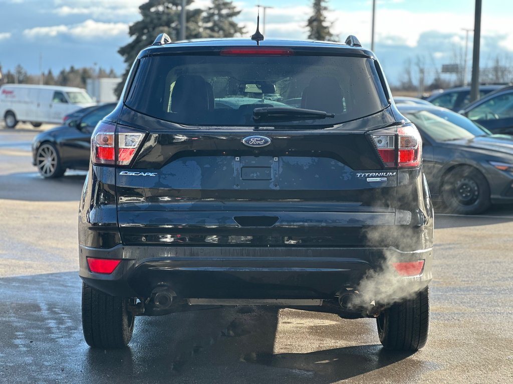 2018 Ford Escape in Pickering, Ontario - 4 - w1024h768px