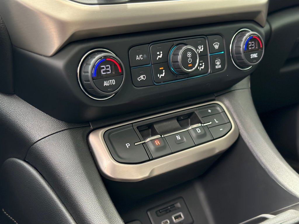 2021 GMC Acadia in Pickering, Ontario - 11 - w1024h768px