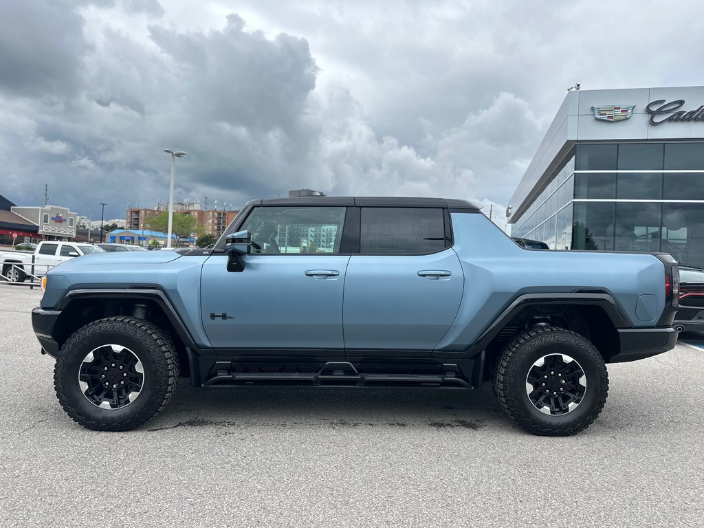 2024 GMC HUMMER EV Pickup in Pickering, Ontario - 2 - w1024h768px