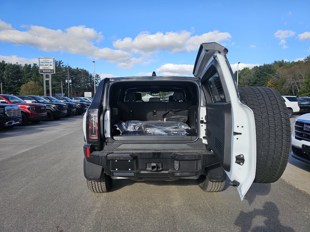 2025 GMC HUMMER EV SUV in Pickering, Ontario - 6 - w1024h768px