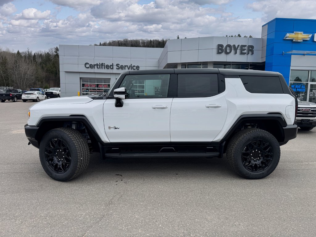 2025 GMC HUMMER EV SUV in Pickering, Ontario - 8 - w1024h768px