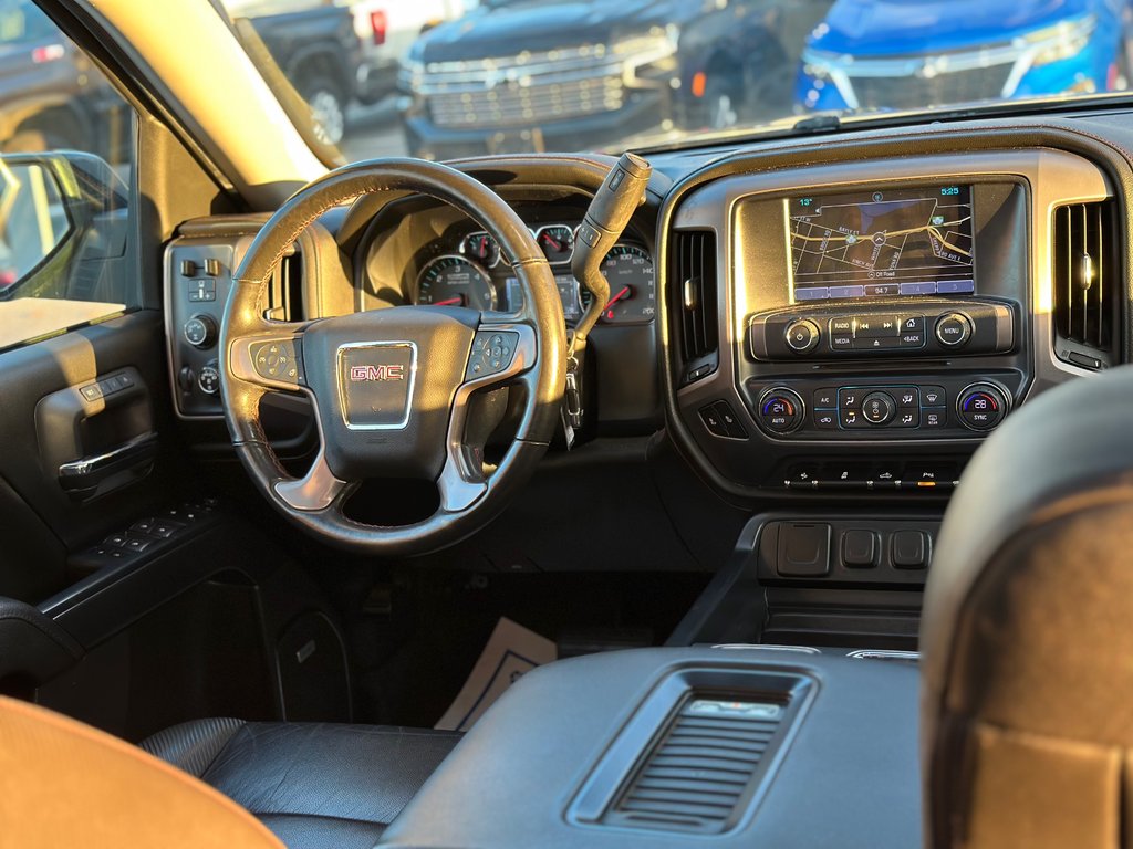 2017  Sierra 1500 SLT in Pickering, Ontario - 13 - w1024h768px