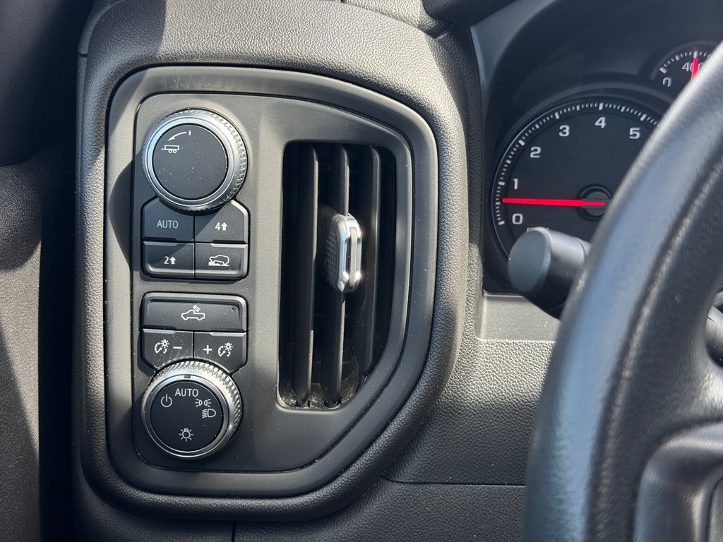 2021 GMC Sierra 1500 in Bancroft, Ontario - 18 - w1024h768px