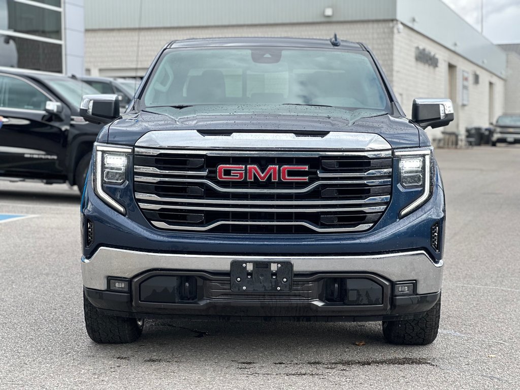 2022  Sierra 1500 SLT in Pickering, Ontario - 8 - w1024h768px