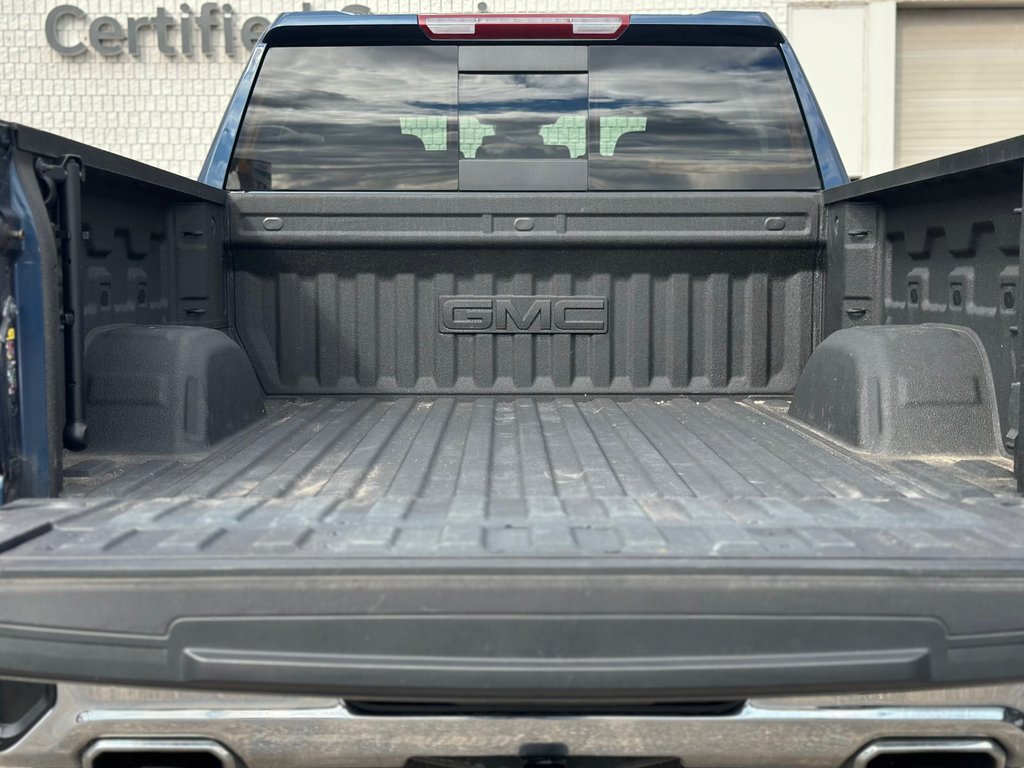 2022  Sierra 1500 SLT in Pickering, Ontario - 22 - w1024h768px