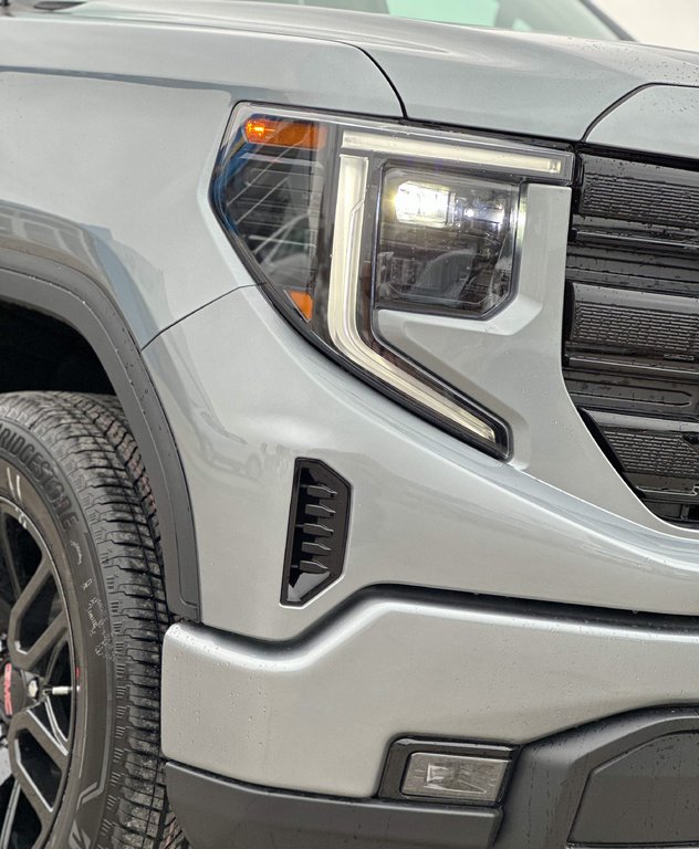 2023 GMC Sierra 1500 in Pickering, Ontario - 8 - w1024h768px