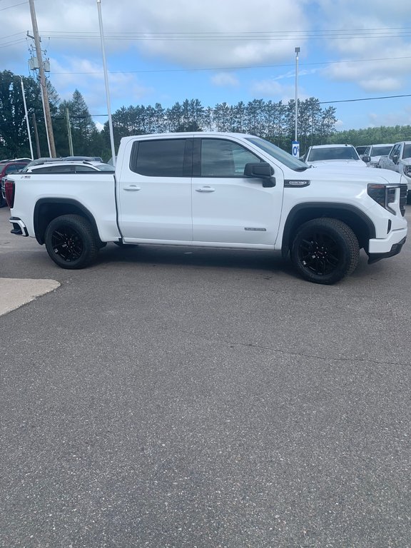 2024 GMC Sierra 1500 in Pickering, Ontario - 5 - w1024h768px