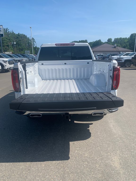 2024 GMC Sierra 1500 in Pickering, Ontario - 8 - w1024h768px