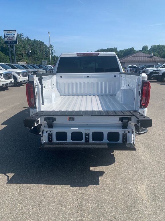 2024 GMC Sierra 1500 in Pickering, Ontario - 10 - w1024h768px