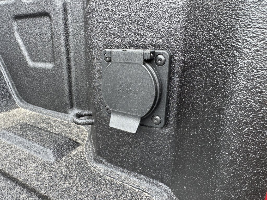 2025 GMC Sierra 1500 in Pickering, Ontario - 11 - w1024h768px