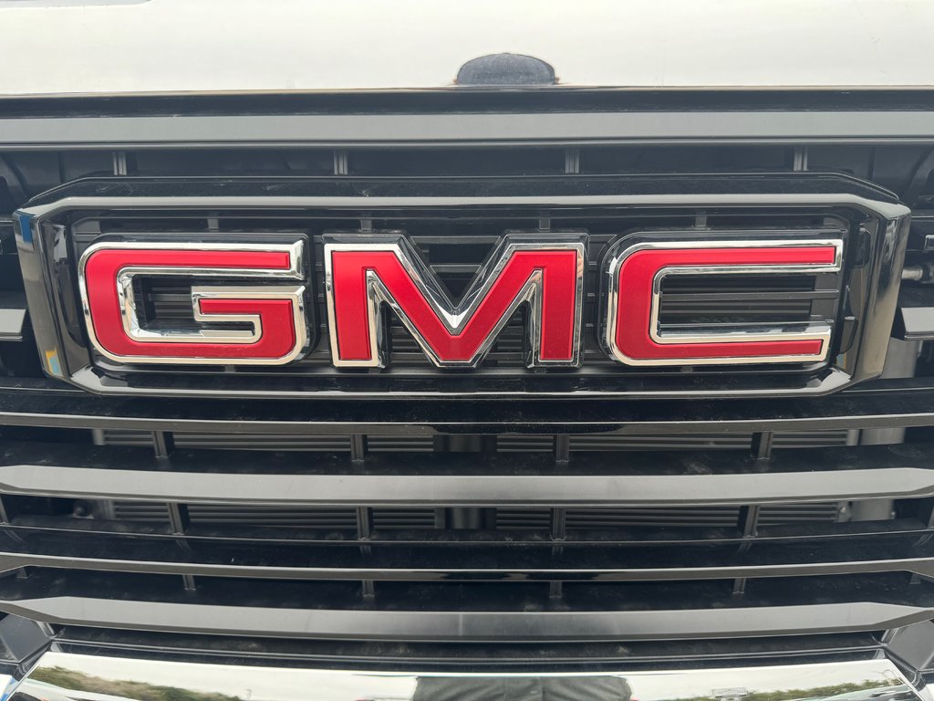 2024 GMC Sierra 2500 HD in Pickering, Ontario - 5 - w1024h768px