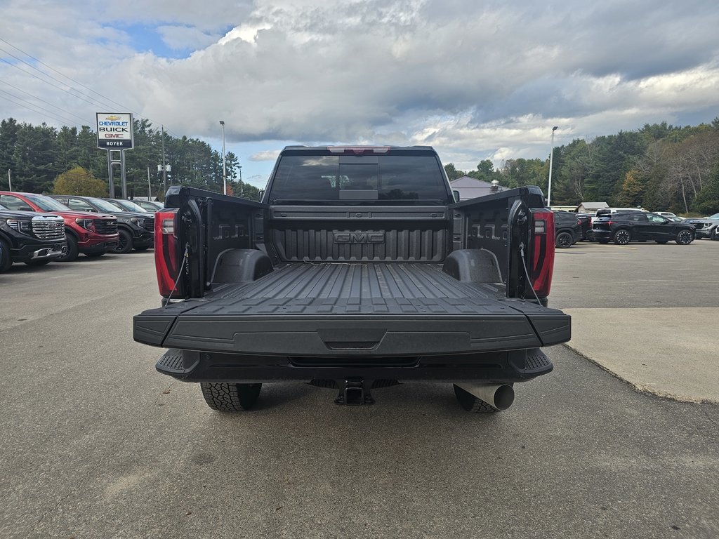 2025 GMC Sierra 2500 HD in Pickering, Ontario - 6 - w1024h768px