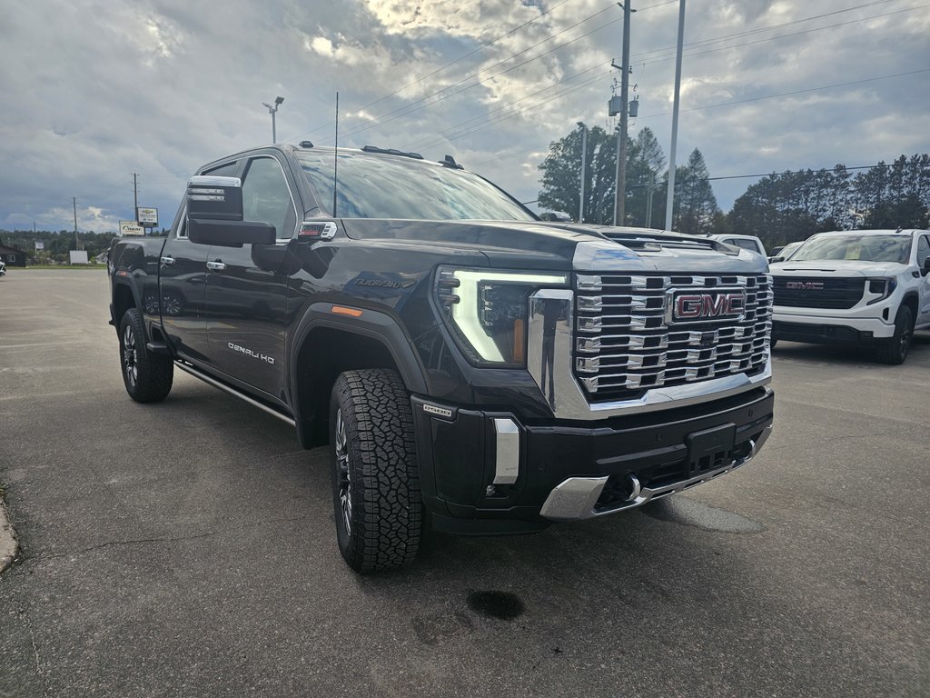 2025 GMC Sierra 2500 HD in Pickering, Ontario - 3 - w1024h768px