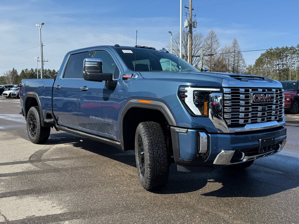 2025 GMC Sierra 2500 HD in Pickering, Ontario - 3 - w1024h768px