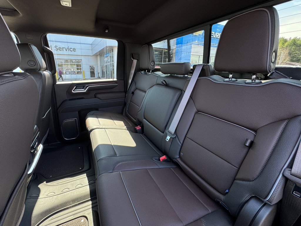 2025 GMC Sierra 2500 HD in Pickering, Ontario - 33 - w1024h768px