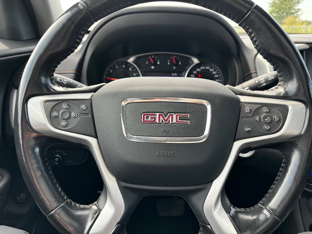 2020 GMC Terrain in Lindsay, Ontario - 17 - w1024h768px