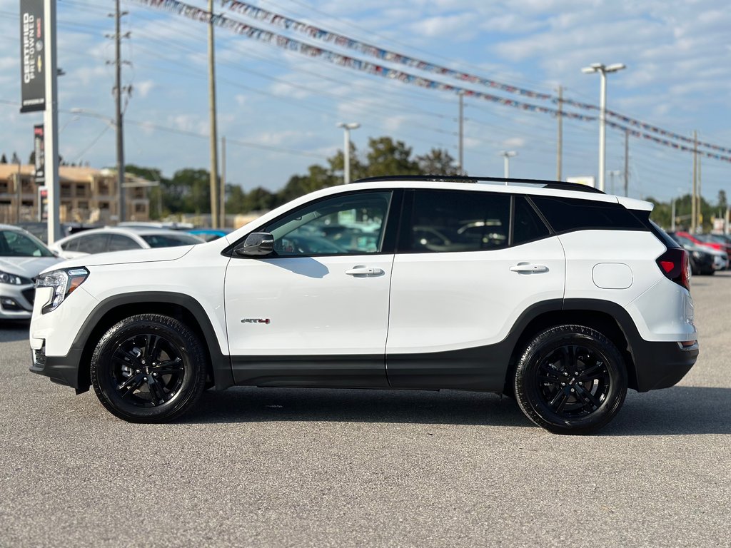 2023 GMC Terrain in Pickering, Ontario - 2 - w1024h768px