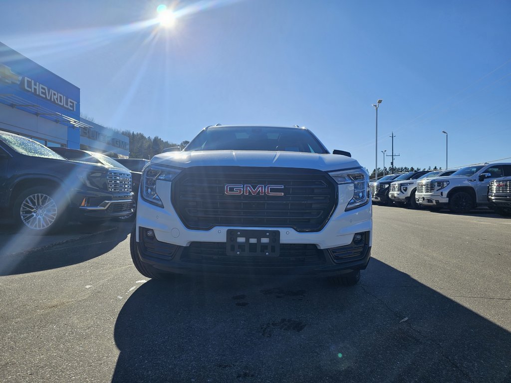 2024 GMC Terrain in Pickering, Ontario - 2 - w1024h768px