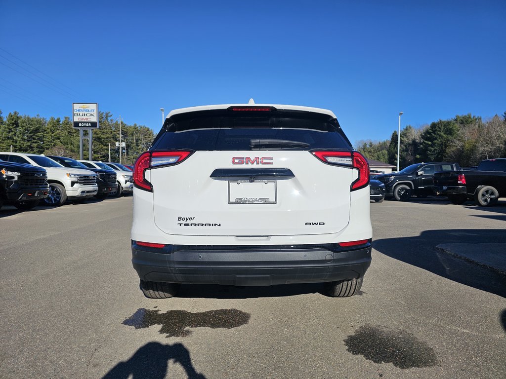 2024 GMC Terrain in Pickering, Ontario - 5 - w1024h768px